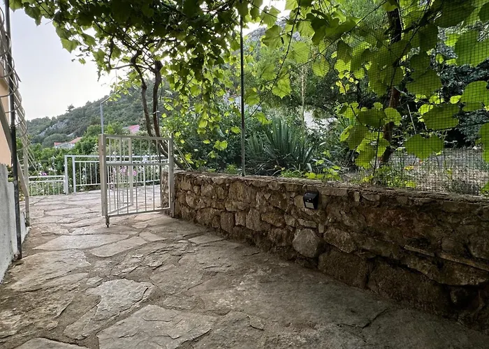 With Parking Space Orebic, Peljesac - 16326 * 오레비츠